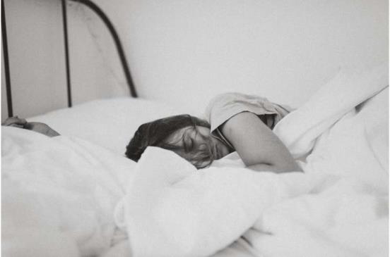 睡眠呼吸暂停可能导致绝经后妇女关节疼痛增加